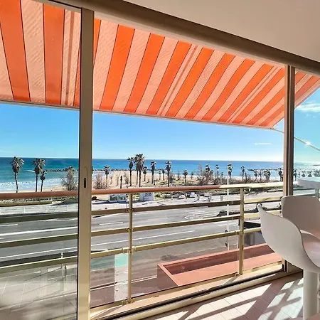 Lägenhet Spacieux, 50 M Des Plages, Vue Imprenable